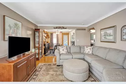 1737 Admiral Court, Cincinnati, OH 45238 - Photo 9