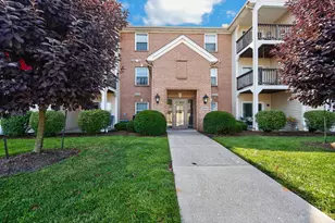 4350 Regency Ridge Ct, Green Township, OH 45248 - Photo 1