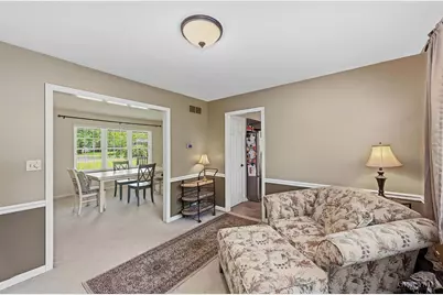 7039 Sprucewood Court, West Chester, OH 45241 - Photo 9