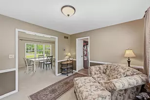 7039 Sprucewood Ct, West Chester, OH 45241 - Photo 9