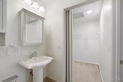 6872 Sandharbor Court, Hamilton Township, OH 45039 - Photo 25