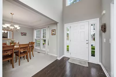 6028 Pond View Court, Green Township, OH 45247 - Photo 5