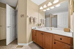 6028 Pond View Ct, Green Township, OH 45247 - Photo 27