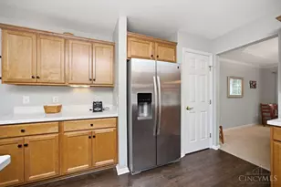 6028 Pond View Ct, Green Township, OH 45247 - Photo 15