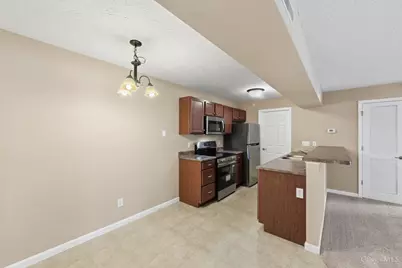 3383 Emerald Lakes Drive #2D, Green Township, OH 45211 - Photo 11