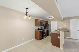 3383 Emerald Lakes Dr, Green Township, OH 45211 - Photo 11