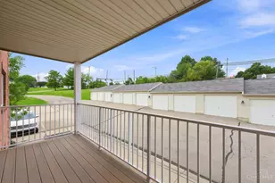 3383 Emerald Lakes Dr, Green Township, OH 45211 - Photo 43