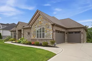 8009 Bennington Dr, West Chester, OH 45241 - Photo 9