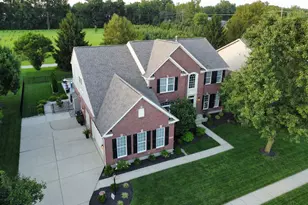 1168 Autumn Run Dr, Hamilton Township, OH 45039 - Photo 3
