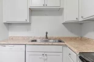 7752 Montgomery Rd, Sycamore Township, OH 45236 - Photo 21