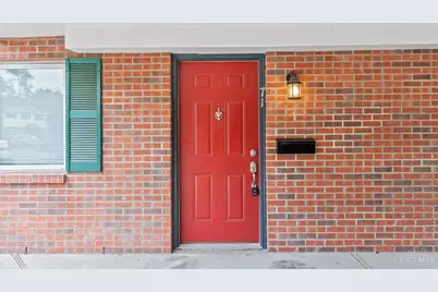7752 Montgomery Road #71, Sycamore Township, OH 45236 - Photo 5