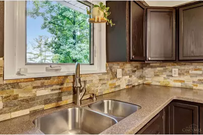7365 W Chester Road, West Chester, OH 45069 - Photo 11
