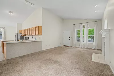 4911 Sir Gregory Way, Middletown, OH 45044 - Photo 5