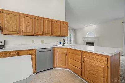 4911 Sir Gregory Way, Middletown, OH 45044 - Photo 7