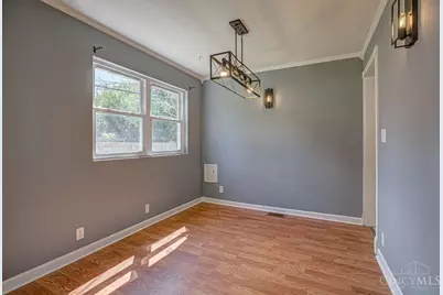 635 Stafford Drive, Hamilton, OH 45013 - Photo 7