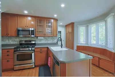 6844 High Meadows Drive, Anderson Township, OH 45230 - Photo 7