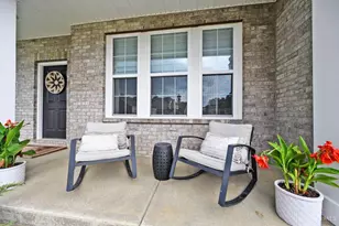 970 Crestpoint Ct, Union Township, OH 45245 - Photo 3
