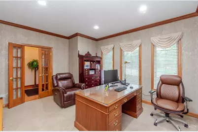 2400 Gatesland Court, Miami Township, OH 45459 - Photo 13