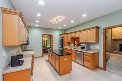 2400 Gatesland Court, Miami Township, OH 45459 - Photo 17