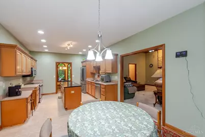 2400 Gatesland Court, Miami Township, OH 45459 - Photo 19