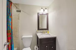 2200 Victory Pkwy, Cincinnati, OH 45206 - Photo 19