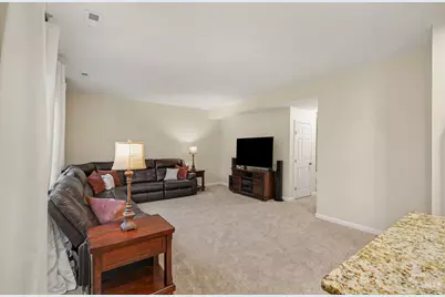 7042 Woodberry Drive, Fairfield Township, OH 45011 - Photo 11