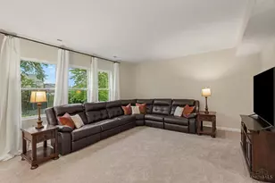 7042 Woodberry Dr, Fairfield Township, OH 45011 - Photo 9