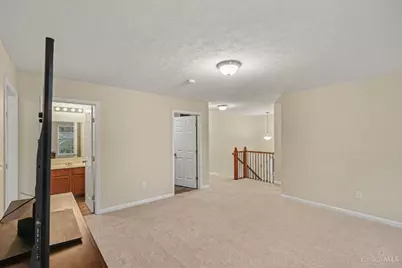 7042 Woodberry Drive, Fairfield Township, OH 45011 - Photo 27