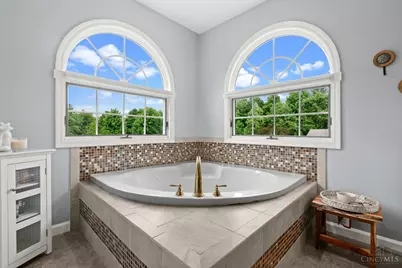 1210 Ascot Drive, Hamilton Township, OH 45039 - Photo 29