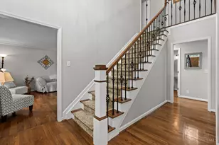 1210 Ascot Dr, Hamilton Township, OH 45039 - Photo 5