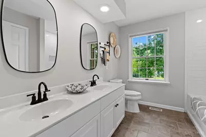 1210 Ascot Drive, Hamilton Township, OH 45039 - Photo 35