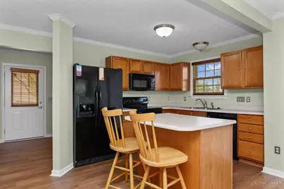 102 Lights Pointe Court, Ohio Township, OH 45157 - Photo 15