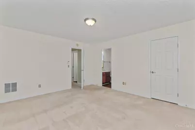 102 Lights Pointe Court, Ohio Township, OH 45157 - Photo 17