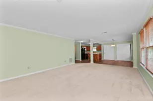 102 Lights Pointe Ct, Ohio Township, OH 45157 - Photo 9