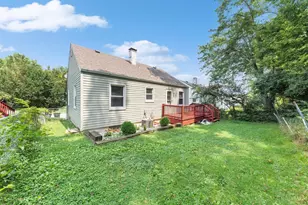 1742 Ashbrook Dr, Cincinnati, OH 45238 - Photo 23