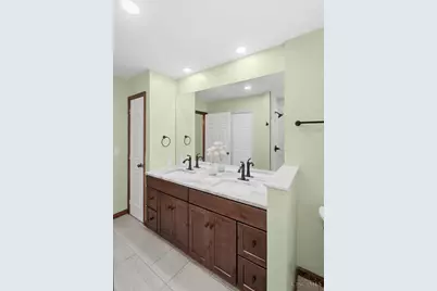2043 Greenpine Drive, Springfield Township, OH 45231 - Photo 41