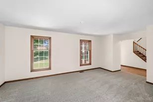 2043 Greenpine Dr, Springfield Township, OH 45231 - Photo 9