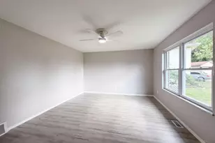 12157 Hitchcock Dr, Forest Park, OH 45240 - Photo 3