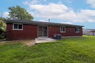 12157 Hitchcock Dr, Forest Park, OH 45240 - Photo 5