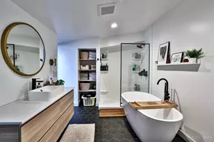 2171 Sohn St, Cincinnati, OH 45219 - Photo 23
