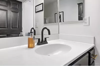 5413 Michelles Oak Court #H, Green Township, OH 45248 - Photo 17