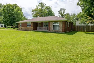 4245 Roselawn Ave, Batavia Township, OH 45103 - Photo 1