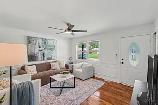 2065 Sevenhills Dr, Springfield Township, OH 45240 - Photo 5