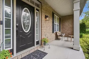 5329 Aspen Valley Dr, Liberty Township, OH 45011 - Photo 3