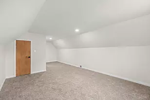 6025 Connecticut Ct, Cincinnati, OH 45224 - Photo 21