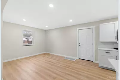 6025 Connecticut Court, Cincinnati, OH 45224 - Photo 11
