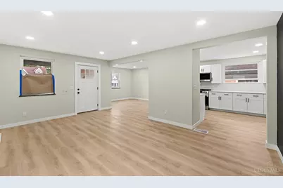 6025 Connecticut Court, Cincinnati, OH 45224 - Photo 5