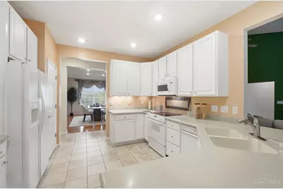 571 Hopper View Bluff, Pierce Township, OH 45255 - Photo 15