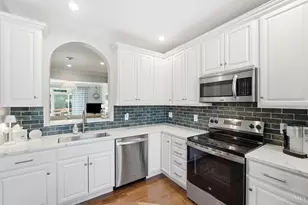 3415 Golden Ave, Cincinnati, OH 45226 - Photo 15
