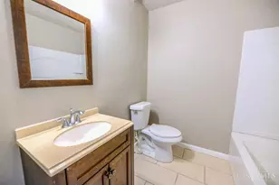 7670 Pippin Rd, Colerain Township, OH 45239 - Photo 11